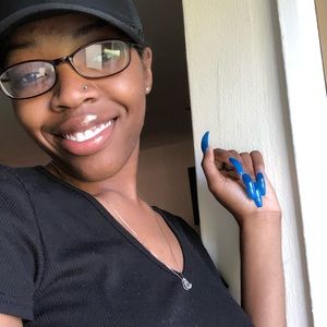 Meet your Posher, Gabrielle